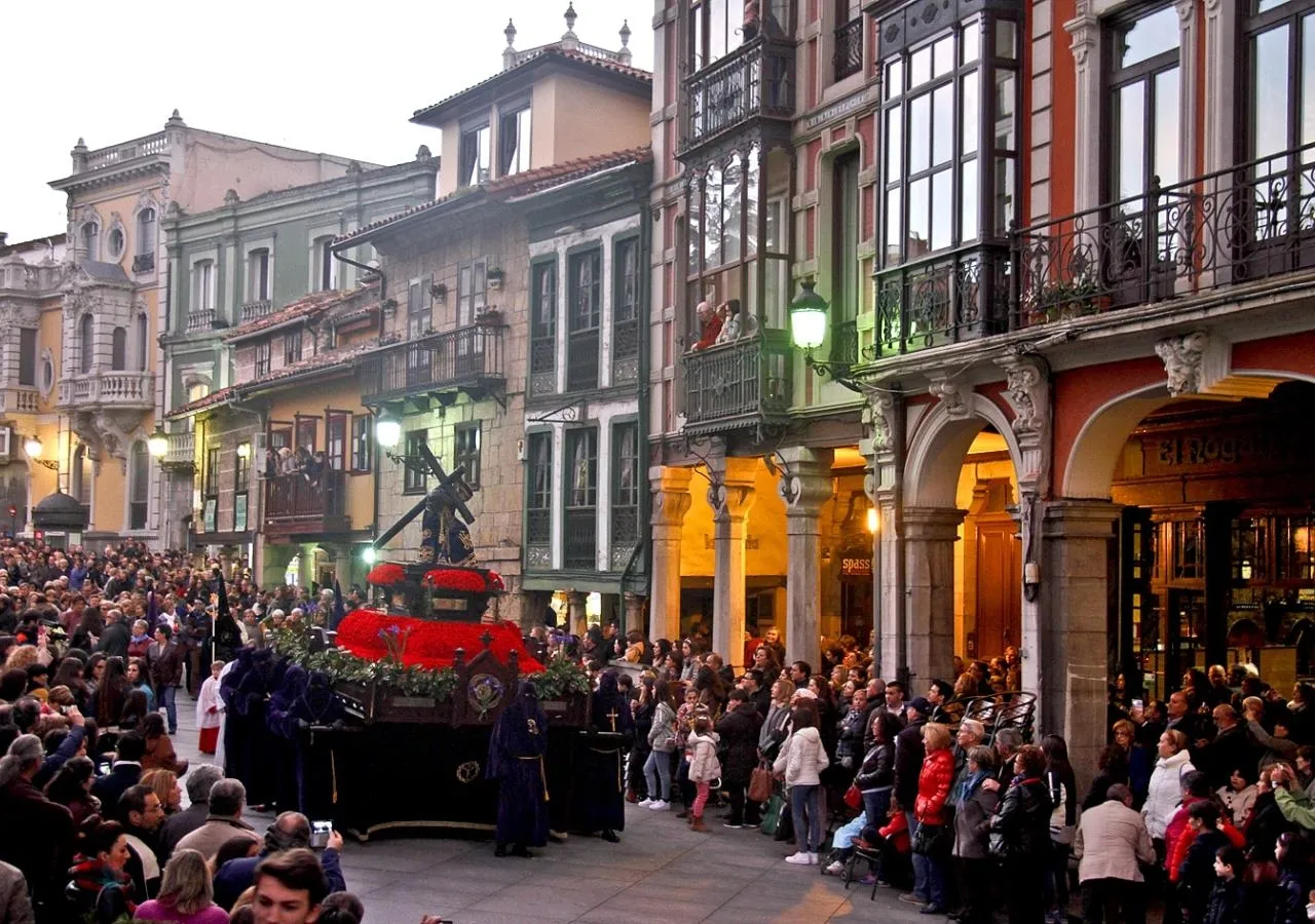 Discover Passion and Tradition: Holy Week in Avilés